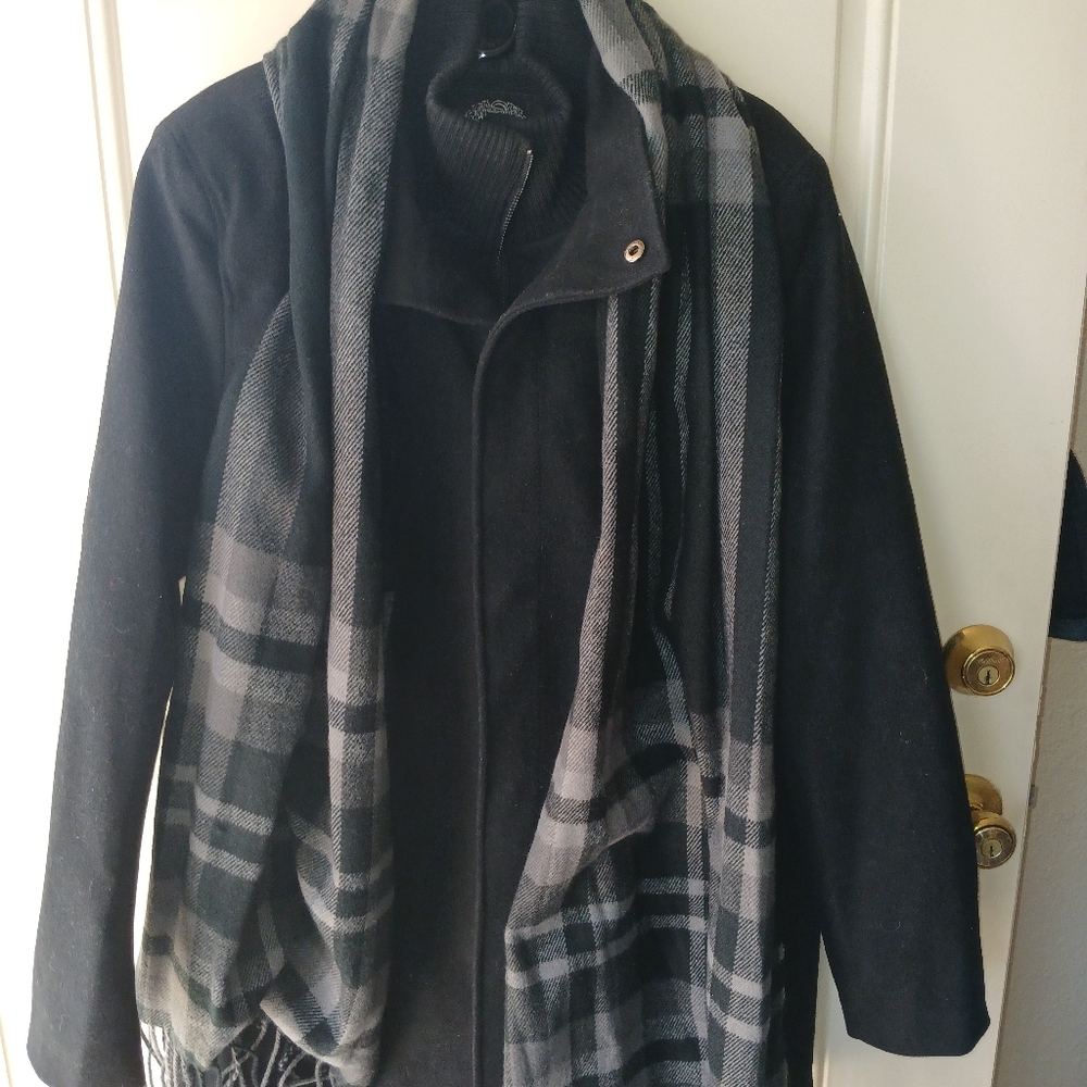 Jacket - Picture 7 of 7